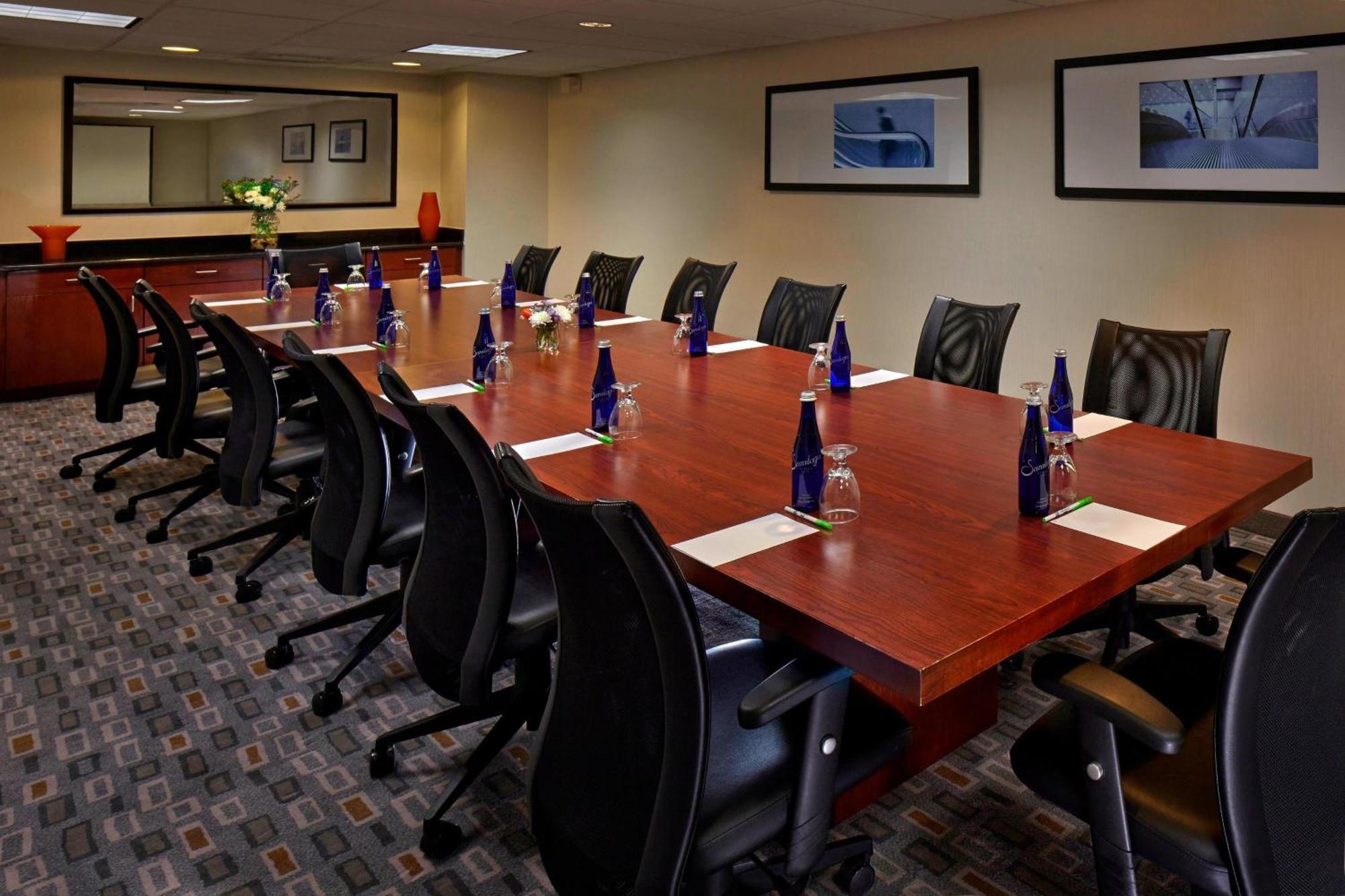 Courtyard Hartford 3* Cromwell