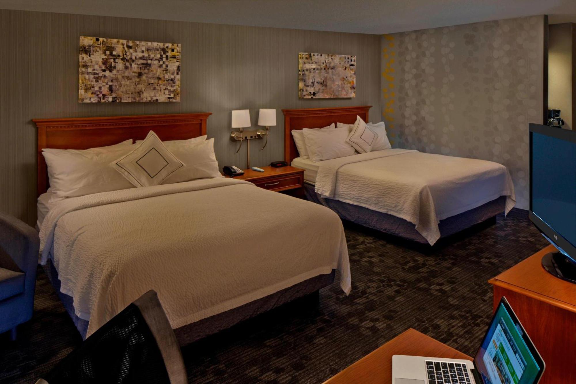 Hotel Courtyard Hartford 3*